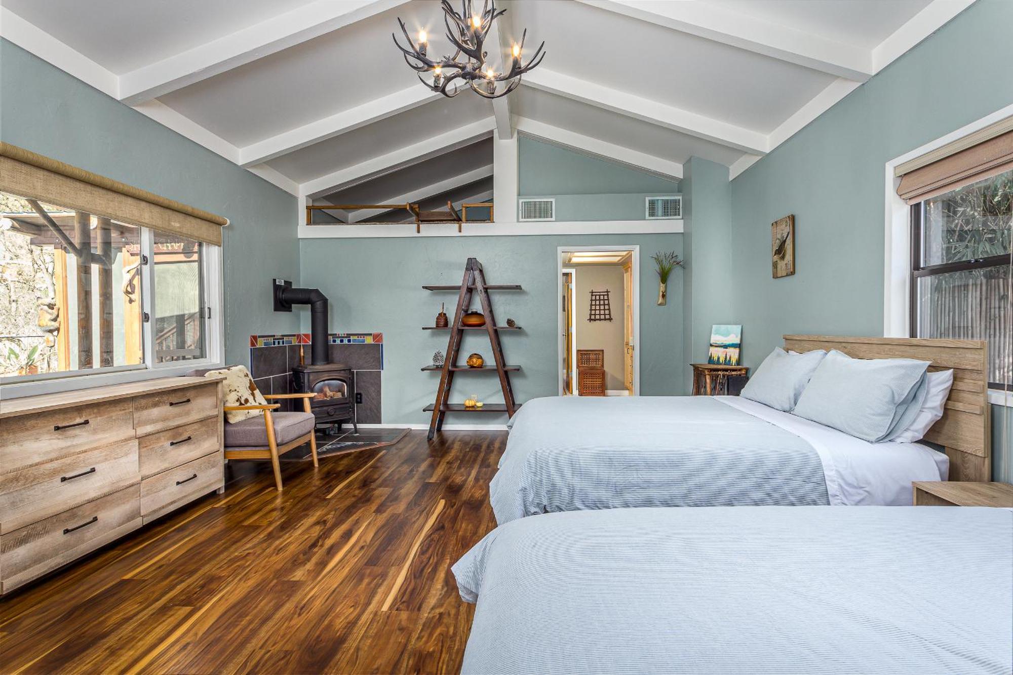 Magical River House ! 10 Min To Snp Park Entrance Three Rivers Bagian luar foto
